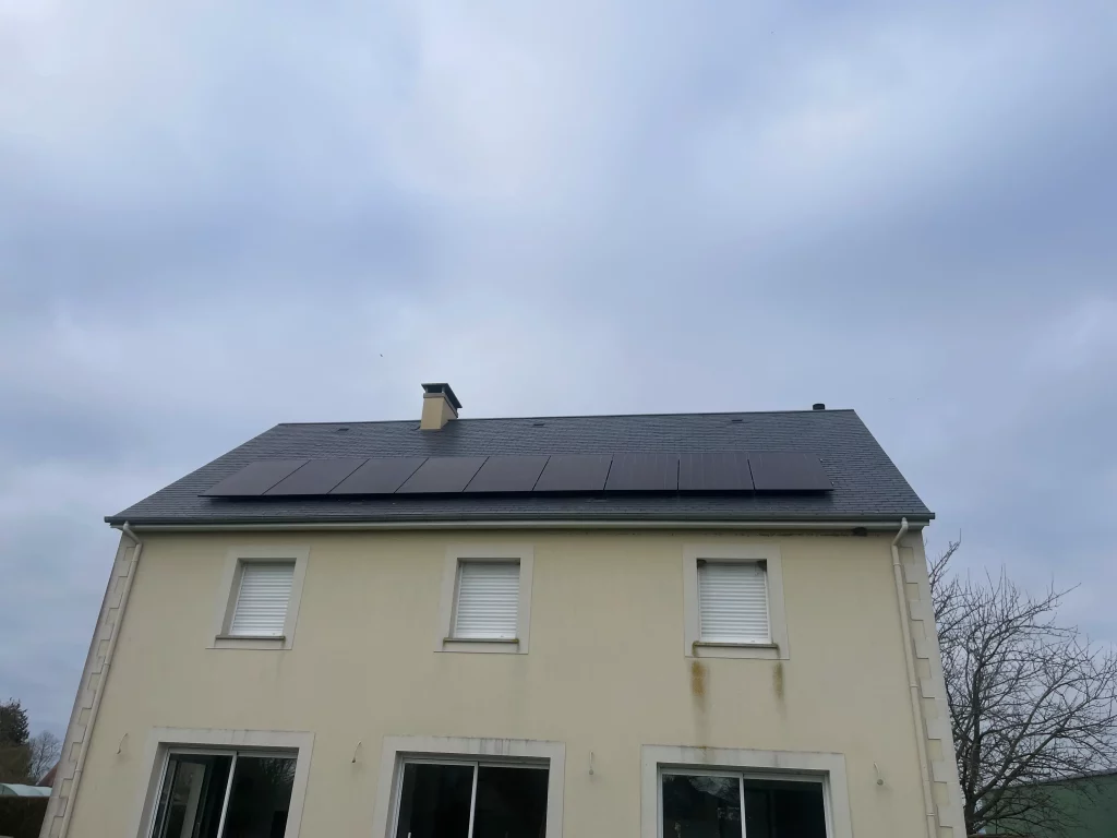 Carport photovoltaïque : stationnement de véhicules et production d’énergie solaire